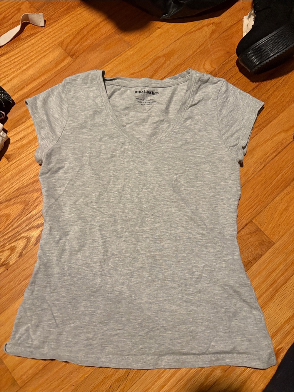 Mossimo Supply Co. Light Gray V-Neck Short Sleeve Tee